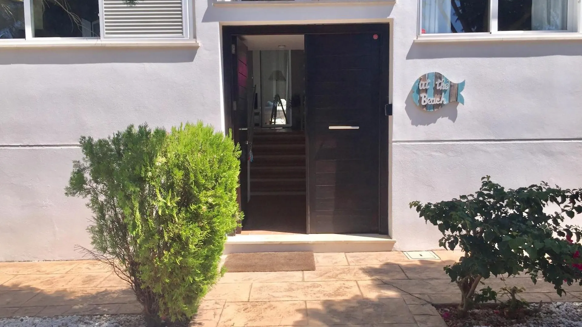 Strandvilla Beach And Ocean In Son Serra De Marina Spanien